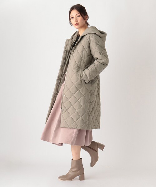 SOUP（スープ）の「◆【軽い・暖かい・キレイ見え】キルティングロングコート（大きいサイズあり・13号・15号）（その他アウター・レディース・ブラック/ベージュ/ネイビー・11/15 /13/09/07）」の18枚目の写真