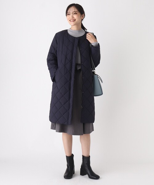 SOUP（スープ）の「◆【軽い・暖かい・キレイ見え】キルティングロングコート（大きいサイズあり・13号・15号）（その他アウター・レディース・ブラック/ベージュ/ネイビー・11/15 /13/09/07）」の15枚目の写真