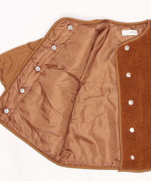 b・ROOM(ビールーム)の「ノーカラー異素材使いジャケット(ノーカラージャケット・キッズ・ブラック/アイボリー/キャメル・100cm/120cm/130cm/90cm/110cm)」の4枚目の写真