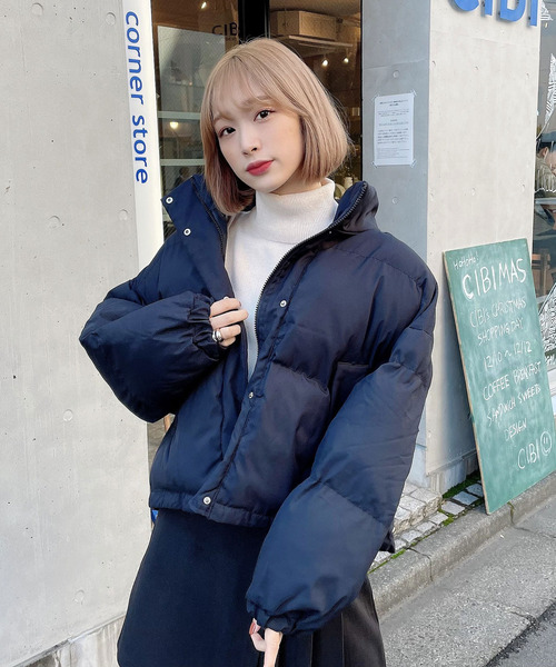 Voyage titty&Co.PETIT（ボヤージュティティアンドコープチ）の「【Voyage titty&Co. PETIT】ボリュームショートダウンコート（ダウンジャケット/コート・レディース・ホワイト/ブルー/ブラック・FREE）」の15枚目の写真