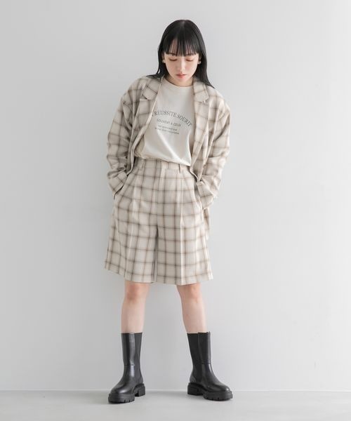 LOWRYS FARM(ローリーズファーム)の「ロゴTEELS 264235(Tシャツ/カットソー・レディース・アイボリー/オフホワイト/ピンク/ブラック・FREE)」の15枚目の写真