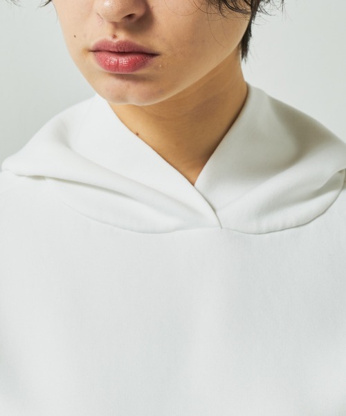 Lui's（ルイス）の「接結ニットパーカー（パーカー・レディース・オフホワイト/グリーン/ブラック・FREE）」の11枚目の写真