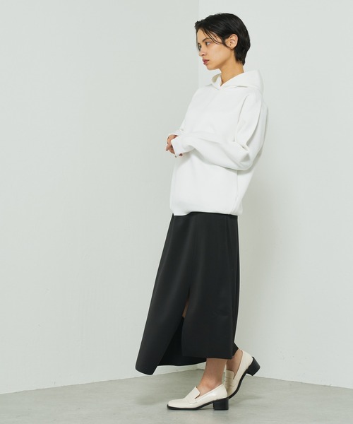 Lui's（ルイス）の「接結ニットパーカー（パーカー・レディース・オフホワイト/グリーン/ブラック・FREE）」の5枚目の写真