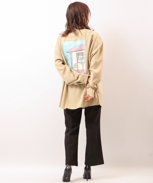 Limited Line Naive Magic(リミテッドラインナイーブマジック)の「とろみ バックイラスト ビッグルーズシャツ(シャツ/ブラウス・メンズ・ホワイト/ベージュ/ブルー/マルチ・M/L)」の8枚目の写真