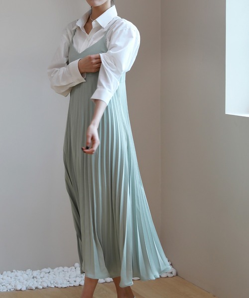 by muni:r（バイ ムニール）の「ビスチェプリーツロングワンピース（ワンピース・レディース・ブラック/ミント/ライトピンク・FREE）」の8枚目の写真