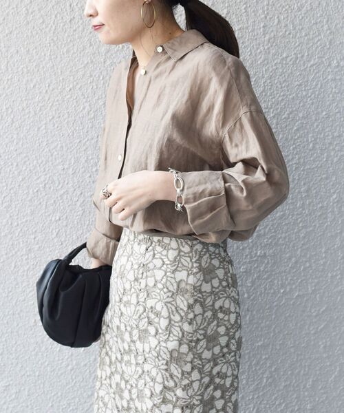 SHIPS（シップス）の「〈手洗い可能〉 サフィラン リネン シャツ ◇（シャツ/ブラウス・レディース・ホワイト/ベージュ/グリーン/ラベンダー/ライトブルー・38/36）」の21枚目の写真