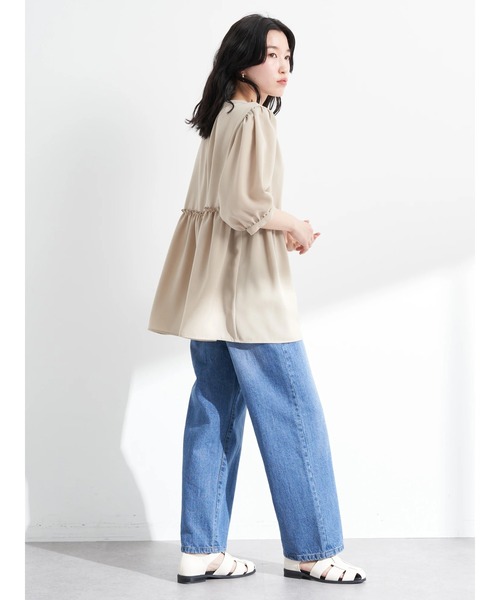 earth music&ecology（アースミュージックアンドエコロジー）の「リサイクルポリエステルブレンドとろみチュニック（その他トップス・レディース・オフホワイト/ライトカーキ/グレイッシュベージュ/テラコッタ・FREE）」の12枚目の写真