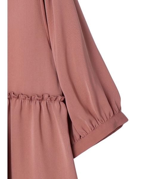 earth music&ecology（アースミュージックアンドエコロジー）の「リサイクルポリエステルブレンドとろみチュニック（その他トップス・レディース・オフホワイト/ライトカーキ/グレイッシュベージュ/テラコッタ・FREE）」の20枚目の写真