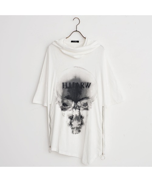 CIVARIZE(シヴァーライズ)の「『CIVARIZE/シヴァーライズ』フード付きドルマンポンチョカットソー(Tシャツ/カットソー・メンズ・ブラック/ホワイト・FREE)」の18枚目の写真