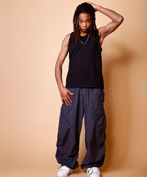 COMMON EDUCATION(コモンエデュケーション)の「POCKET TANK TOP JP/ ポケット タンクトップ JP(タンクトップ・メンズ・ホワイト/ブラック/グレイッシュベージュ・SMALL/MEDIUM/LARGE/X-LARGE)」の4枚目の写真