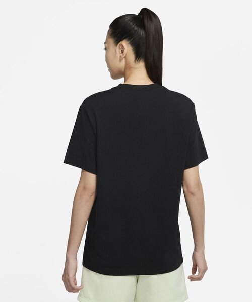 NIKE（ナイキ）の「ナイキ スポーツウェア エッセンシャル ウィメンズ Tシャツ / Nike Sportswear Essential Women's T-Shirt（Tシャツ/カットソー・レディース・ホワイト/ブラック・S/M/L/2XL/XL/XS）」の8枚目の写真