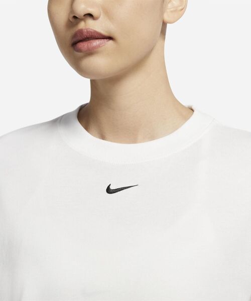 NIKE（ナイキ）の「ナイキ スポーツウェア エッセンシャル ウィメンズ Tシャツ / Nike Sportswear Essential Women's T-Shirt（Tシャツ/カットソー・レディース・ホワイト/ブラック・S/M/L/2XL/XL/XS）」の7枚目の写真