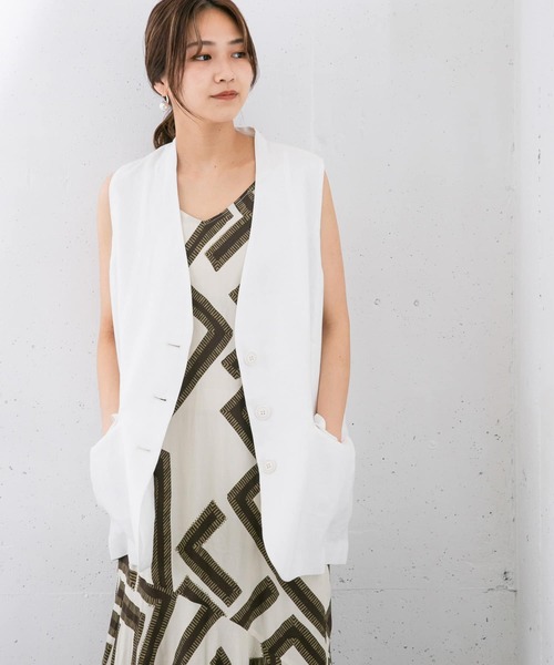 KBF（ケイビーエフ）の「リネンBIGベスト（ベスト・レディース・ブラック/オフホワイト/ダークグレー・ONE）」の6枚目の写真