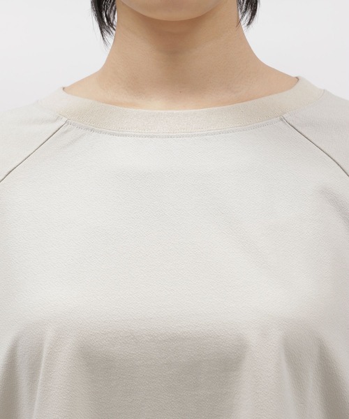 LAKOLE(ラコレ)の「コットンクレープポンチョTシャツ / 285889(Tシャツ/カットソー・レディース・ライトベージュ/オフホワイト/ブラック・SMALL/MEDIUM)」の12枚目の写真
