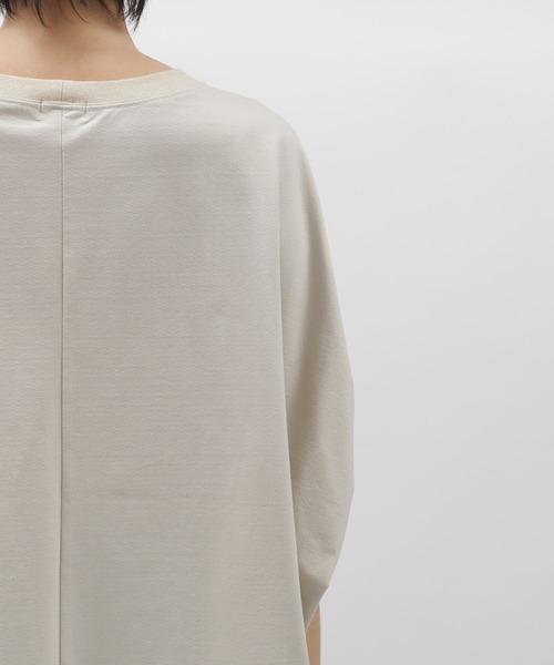 LAKOLE(ラコレ)の「コットンクレープポンチョTシャツ / 285889(Tシャツ/カットソー・レディース・ライトベージュ/オフホワイト/ブラック・SMALL/MEDIUM)」の16枚目の写真
