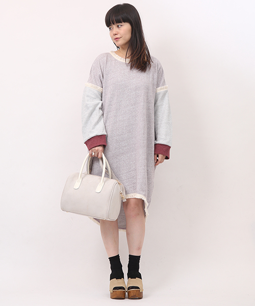 mystic(ミスティック)の「裏毛フリンジワンピース(ワンピース・レディース・グレー/ブラック/ボルドー・フリ-)」の12枚目の写真