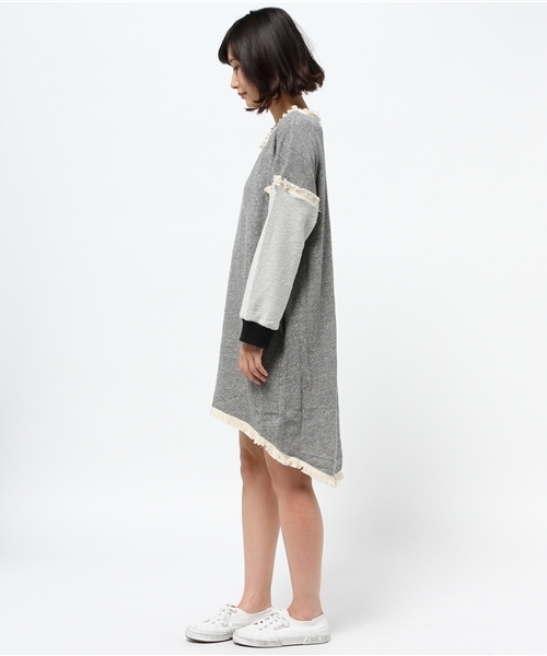 mystic(ミスティック)の「裏毛フリンジワンピース(ワンピース・レディース・グレー/ブラック/ボルドー・フリ-)」の6枚目の写真