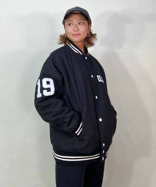 【大人気】Champion スタジャン ロゴ ブラック 2906 Champion チャンピオン ジャケット メンズ C3-W606 アワード