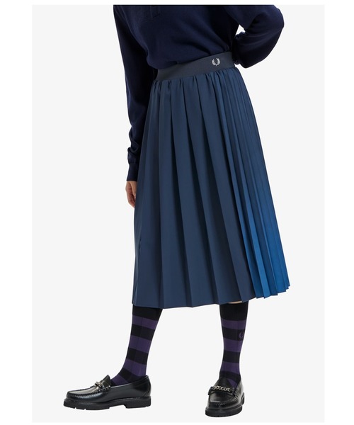 FRED PERRY（フレッドペリー）の「Gradient Colour Panelled