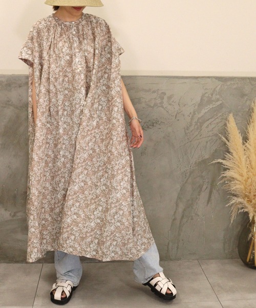 DONOBAN（ドノバン）の「花柄ボイルギャザー半袖ワンピース（シャツワンピース・レディース・ブルー系その他2/ダークベージュ/ネイビー・F）」の8枚目の写真