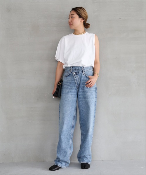 Deuxieme Classe(ドゥーズィエムクラス)の「《予約》【AGOLDE/エー ゴールド イー】DELLA ASYMMETRIC Tシャツ(Tシャツ/カットソー・レディース・ホワイト/ブラック・FREE)」の19枚目の写真