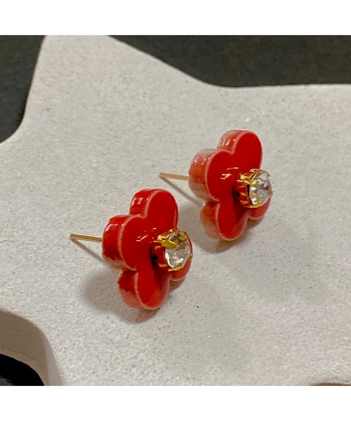 tone（トーン）の「【LoveAmooN】one big flower(MA)（ピアス（両耳用）・レディース・ホワイト/ブラック/レッド/ピンク/イエロー/グリーン・FREE）」の21枚目の写真