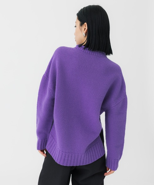 UNITED TOKYO（ユナイテッドトウキョウ）の「クルースリットニット（ニット/セーター・レディース・ブラック/パープル/グレー/インディゴブルー/グリーン/アイボリー/その他2/ブルー系その他2/ブラック系その他2/オフホワイト/グレー系その他2・FREE）」の17枚目の写真