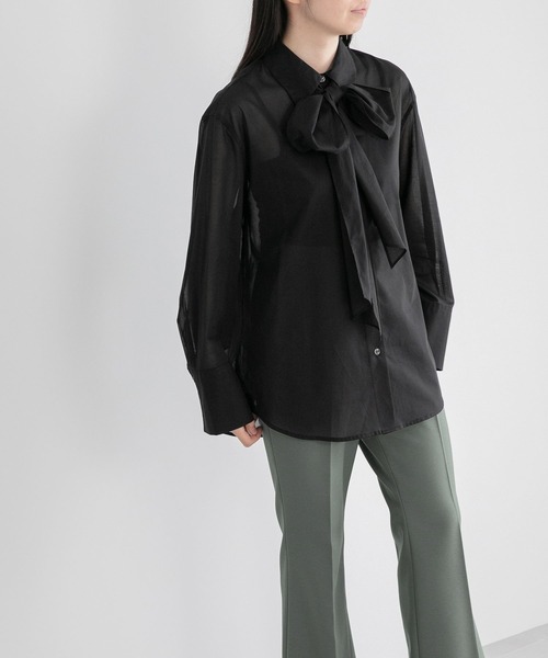 yuw(ユウ)の「タイツキシャツ 164817(シャツ/ブラウス・レディース・ホワイト/ブラック/ブルー/ホワイト系その他・FREE)」の19枚目の写真