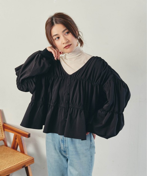 ECRIRE（エクリール）の「【creamコラボ】2WAYギャザーブラウス（シャツ/ブラウス・レディース・ブラック/ブラウン/オフホワイト/グリーン・M/L）」の11枚目の写真