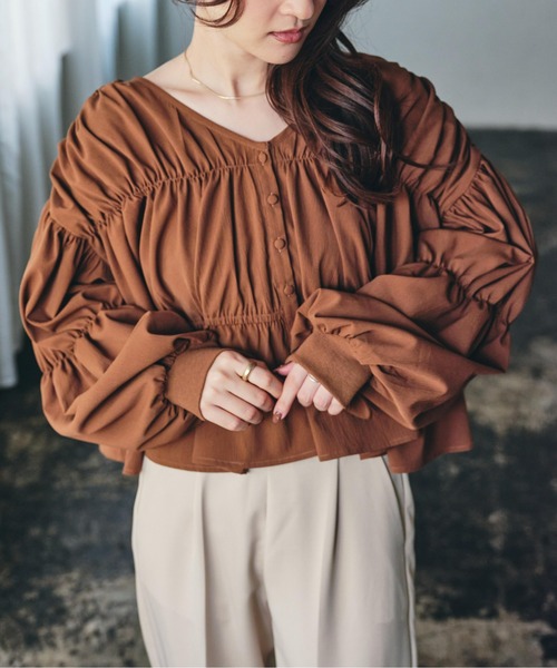 ECRIRE（エクリール）の「【creamコラボ】2WAYギャザーブラウス（シャツ/ブラウス・レディース・ブラック/ブラウン/オフホワイト/グリーン・M/L）」の20枚目の写真