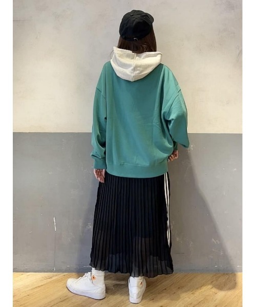 Champion（チャンピオン）の「【Champion】切り替えスウェットパーカー（パーカー・レディース・グリーン/ホワイト×グレー/ブルー・M/L）」の14枚目の写真