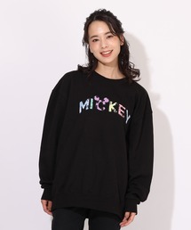 Disney（ディズニー）の「親子お揃い ディズニートレーナー 総柄ワッペン 7078A（スウェット）」