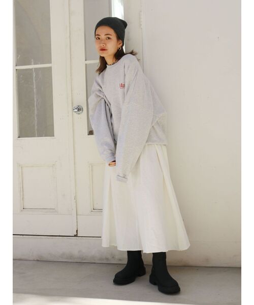 Ungrid（アングリッド）の「Muncieロゴルーズスウェット（スウェット・レディース・ライトグレー/ネイビー/グリーン・FREE）」の19枚目の写真