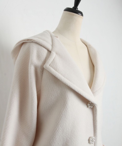 tocco closet(トッコ クローゼット)の「2WAYフェイクファー付きパールビジュー装飾フードコート(ダッフルコート・レディース・ラベンダー/アイボリー/ブラック・M)」の11枚目の写真