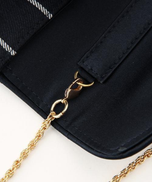 BEAMS LIGHTS Women's（ビームスライツ ウィメンズ）の「ma chere Cosette? / ストライプアシメ（クラッチバッグ・レディース・ホワイト/ネイビー・ONE SIZE）」の9枚目の写真