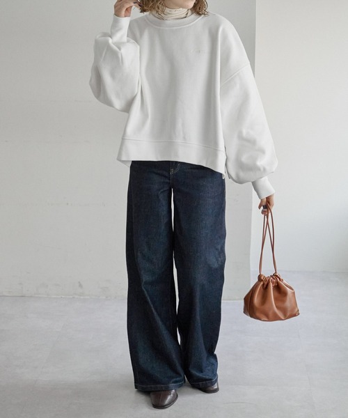 DISCOAT（ディスコート）の「裏起毛バックフォトプリントスウエット（スウェット・レディース・ライトベージュ/オフホワイト/チャコールグレー・FREE）」の14枚目の写真