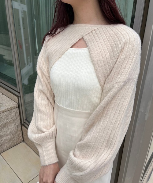 one after another NICE CLAUP(ワンアフターアナザーナイスクラップ)の「マルチWAYフェザーニット2枚セット 2023SS(ニット/セーター・レディース・グレー/アイボリー/モカ・FREE)」の4枚目の写真