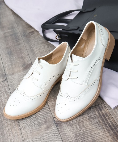 LibertyDoll（リバティードール）の「軽量 マニッシュ レースアップシューズ（ドレスシューズ・レディース・ブラック系その他2/ワイン系1/ブラック×ホワイト/ブラック系その他/ブラック系2/ブラウン系/ブラック系1/ベージュ系/ベージュ/アイボリー系/ピンク/ベージュ系その他2/ブラウン系1/ワイン/アイボリー/ブラウン/ブラック系4/ブラック系3/ブラック/ブラウン系その他/ネイビー/シルバー・37/40/39/35/36/38）」の17枚目の写真