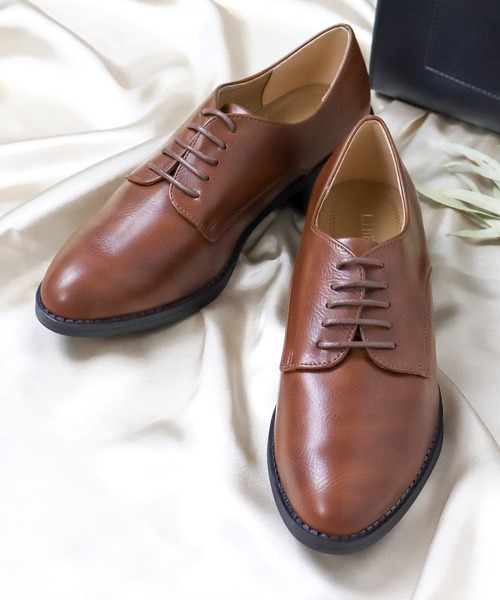 LibertyDoll（リバティードール）の「軽量 マニッシュ レースアップシューズ（ドレスシューズ・レディース・ブラック系その他2/ワイン系1/ブラック×ホワイト/ブラック系その他/ブラック系2/ブラウン系/ブラック系1/ベージュ系/ベージュ/アイボリー系/ピンク/ベージュ系その他2/ブラウン系1/ワイン/アイボリー/ブラウン/ブラック系4/ブラック系3/ブラック/ブラウン系その他/ネイビー/シルバー・37/40/39/35/36/38）」の10枚目の写真