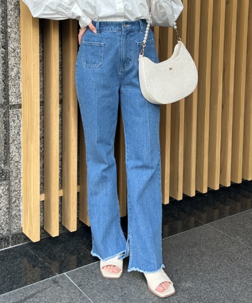 one after another NICE CLAUP(ワンアフターアナザーナイスクラップ)の「【サイズ展開あり】美脚パンツ 2023SS(デニムパンツ・レディース・ライトブルー/ピンク/アイボリー/ブルー・SMALL/MEDIUM)」の1枚目の写真