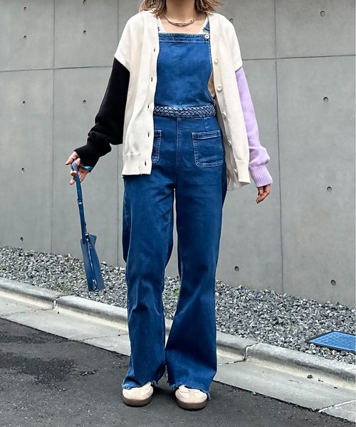 mi via loca（ミヴィアロカ）の「バックロゴアップリケ ニットカーディガン（カーディガン/ボレロ・レディース・オフホワイト/ブラック/ラベンダー/ブラック×ホワイト・FREE）」の22枚目の写真