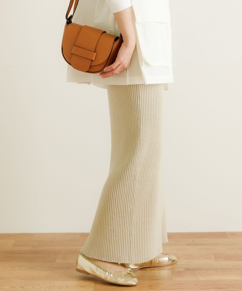 URBAN RESEARCH（アーバンリサーチ）の「シルクネップリブニットスカート（スカート・レディース・ベージュ/ブラック・FREE）」の17枚目の写真