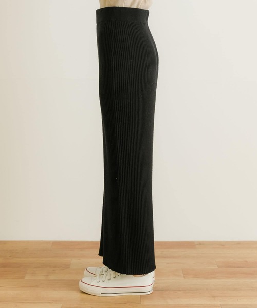 URBAN RESEARCH（アーバンリサーチ）の「シルクネップリブニットスカート（スカート・レディース・ベージュ/ブラック・FREE）」の5枚目の写真