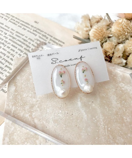 tone(トーン)の「【S.coeuf】【S.coeuf】金属アレルギー対応ピアス お花のオーバル×淡水パール(MA)(ピアス(両耳用)・レディース・ピンク/ブルー・FREE)」の4枚目の写真