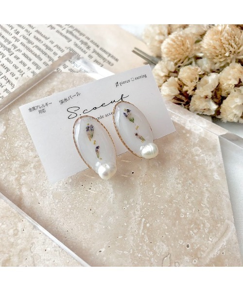 tone(トーン)の「【S.coeuf】【S.coeuf】金属アレルギー対応ピアス お花のオーバル×淡水パール(MA)(ピアス(両耳用)・レディース・ピンク/ブルー・FREE)」の6枚目の写真