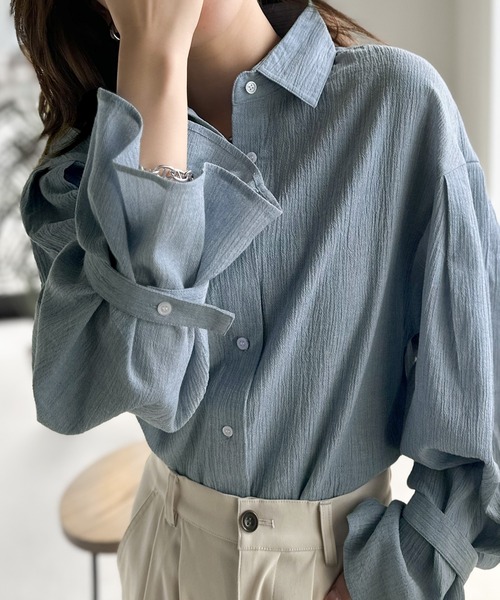 classicalelf（クラシカルエルフ）の「大人にアップデート。綿100％楊柳袖ボリュームシャツ（シャツ/ブラウス・レディース・ライトカーキ/ブルー/ブラック/ホワイト/ベージュ・LARGE/MEDIUM/SMALL/X-LARGE）」の5枚目の写真