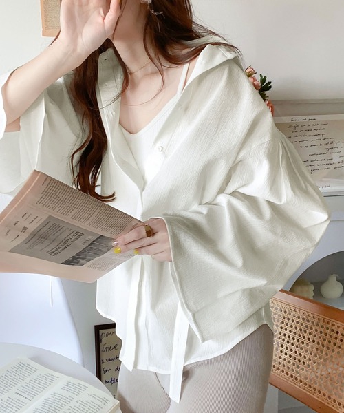 classicalelf（クラシカルエルフ）の「大人にアップデート。綿100％楊柳袖ボリュームシャツ（シャツ/ブラウス・レディース・ライトカーキ/ブルー/ブラック/ホワイト/ベージュ・LARGE/MEDIUM/SMALL/X-LARGE）」の17枚目の写真