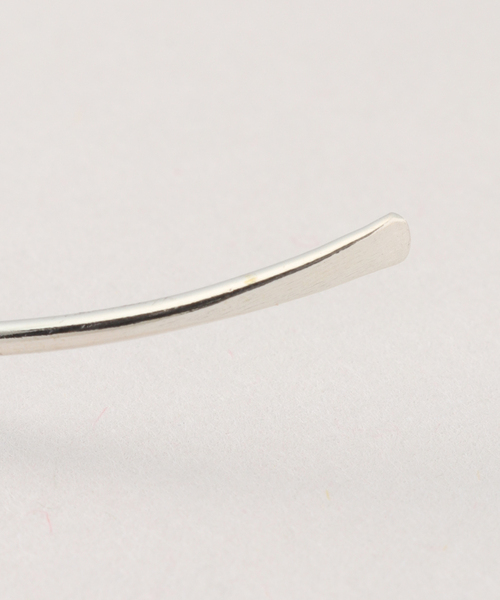 EDIT. FOR LULU(エディットフォールル)の「【mounir / ムーニエ】パールバングル(バングル/リストバンド・レディース・シルバー・FREE)」の6枚目の写真