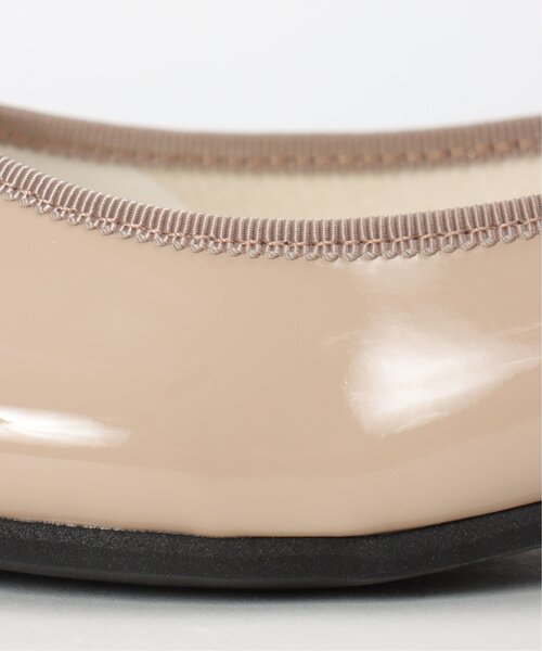 ikka（イッカ）の「らく軽ペタンコパンプス（パンプス・レディース・ライトグレー/ブラック/ベージュ/グリーン/ブルー・S/M/L）」の21枚目の写真