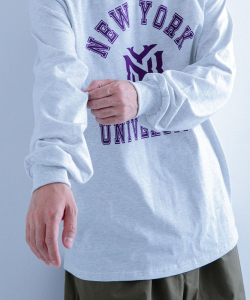 ITEMS URBANRESEARCH(アイテムズ アーバンリサーチ)の「『別注』カレッジロゴプリント ロングスリーブTシャツ(Tシャツ/カットソー・メンズ・ホワイト系その他/ホワイト/ネイビー/オートミール/ブルー系その他/グレー系その他・MEDIUM/LARGE)」の11枚目の写真